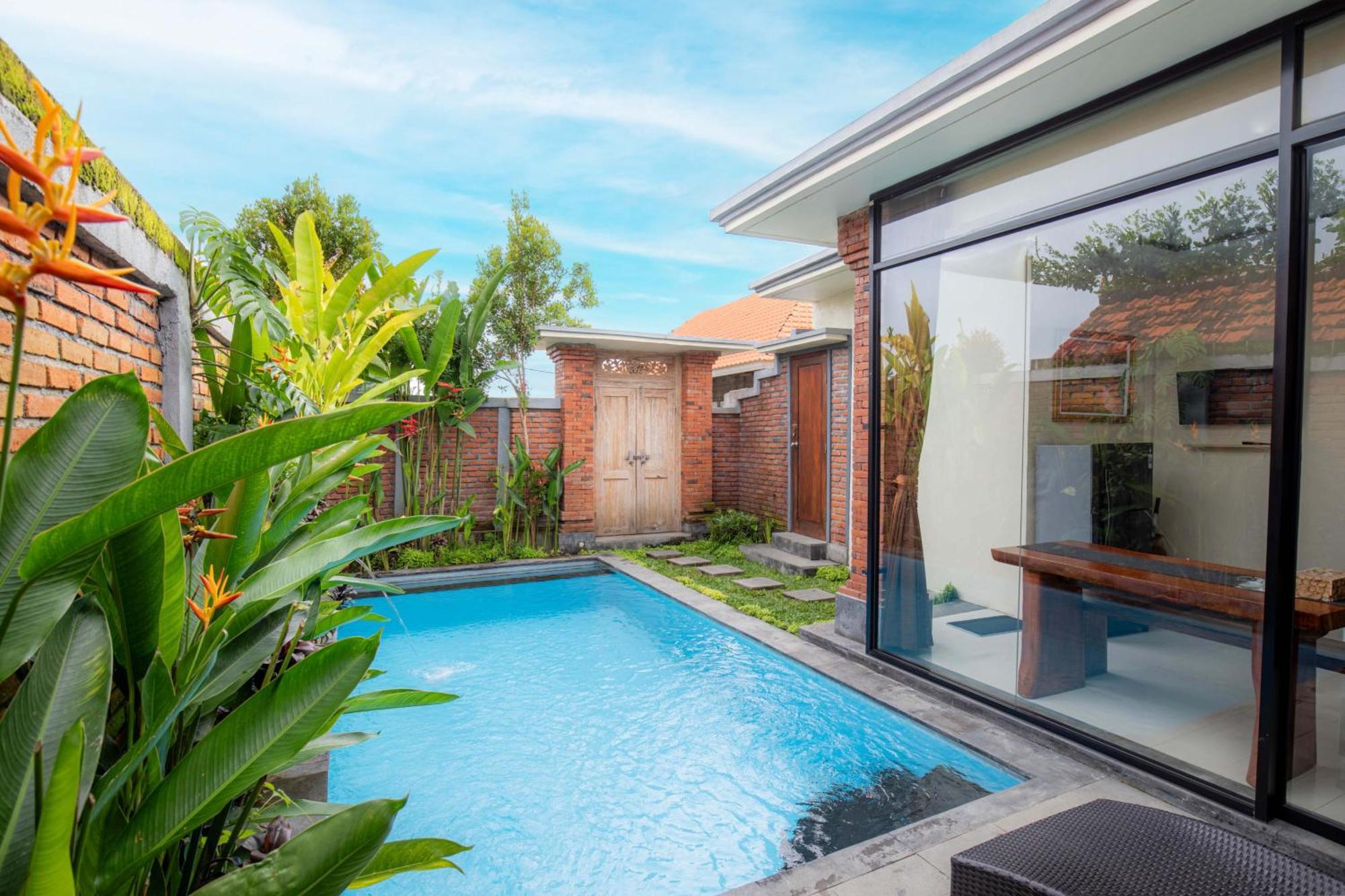 Mayura Private Pool